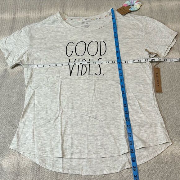 Rae Dunn Good Vibes Short Sleeve Shirt with Scrunchie Size Large NWT Gift - Picture 2 of 8